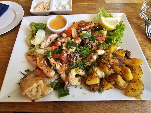 Fisch Pauli photo 6